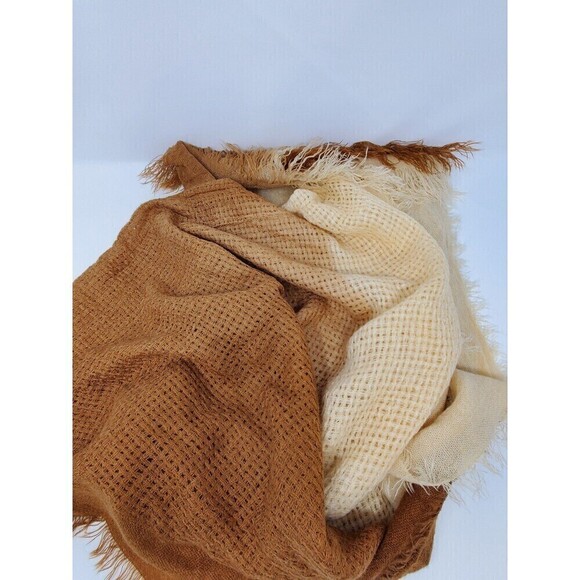 PINS AND NEEDLES ANTHROPOLOGIE TAN OMBRE OVERSIZE SCARF SHAWL WRAP WOMEN OS - Picture 10 of 12